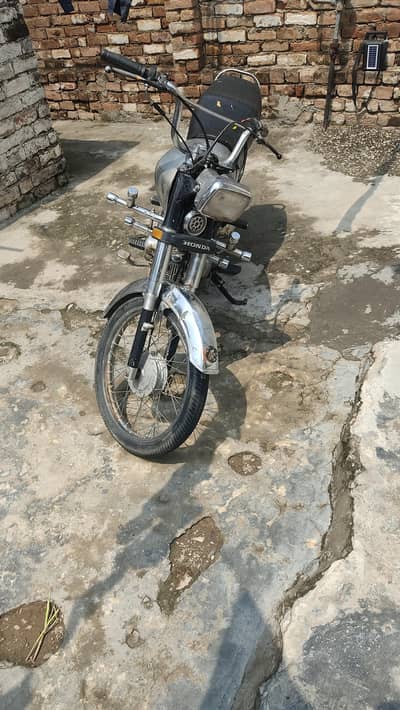 Hero bike