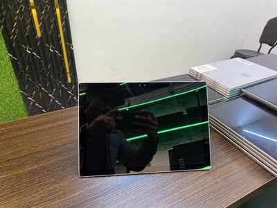Surface pro 4/touch working Condition brand new keyboard bi available