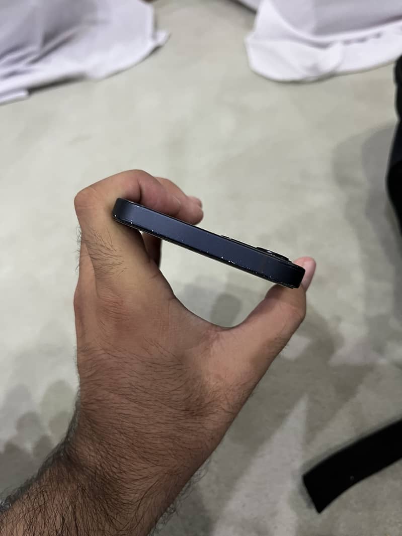 Apple iPhone 12 2