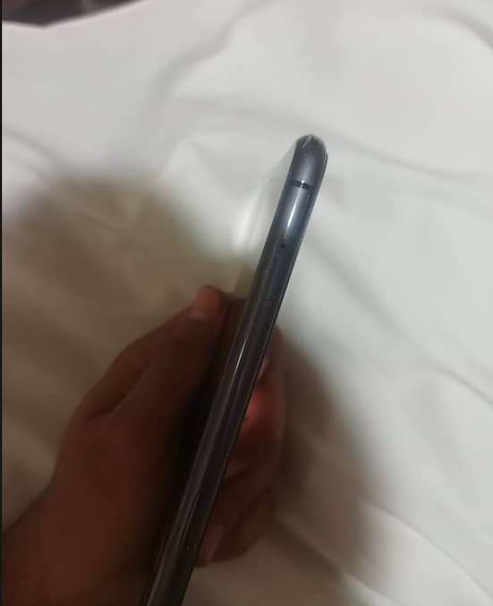 Apple iPhone 11 2