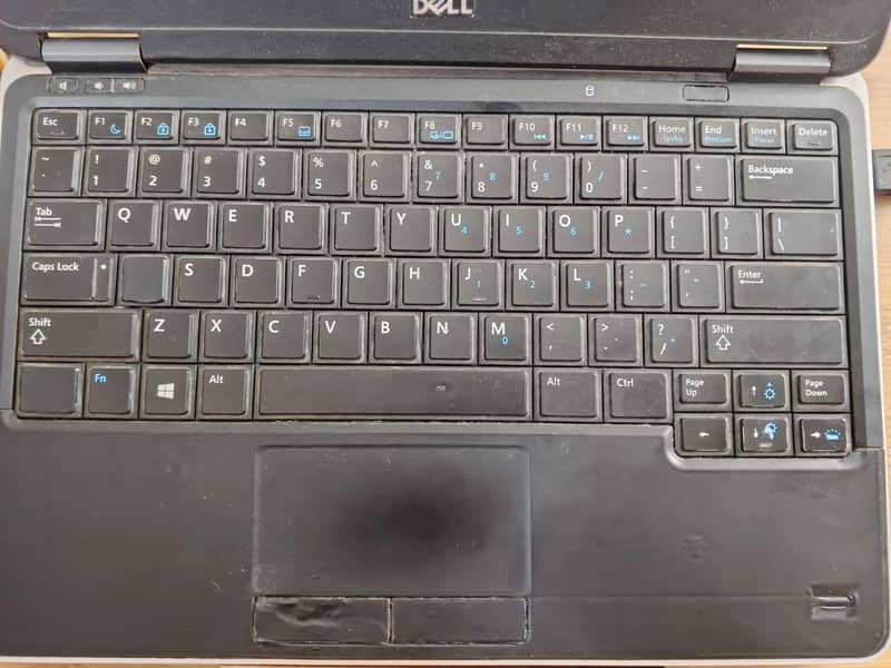Dell Latitude e7240 3