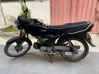 Yamaha YD-100 Junoon