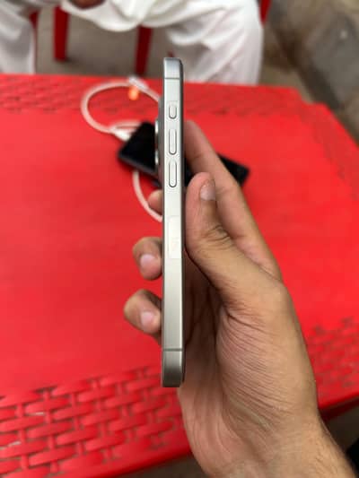 Apple iPhone 15 Pro FU