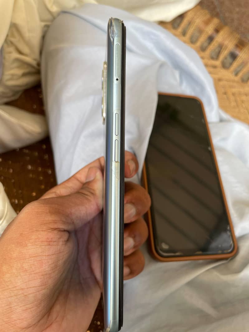 OPPO A96 1