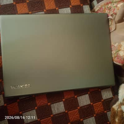 toshiba portege z30-c in lush condition