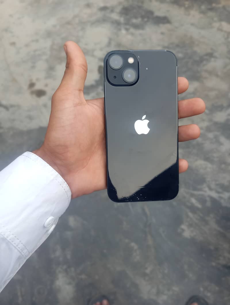 Apple iPhone 13 9