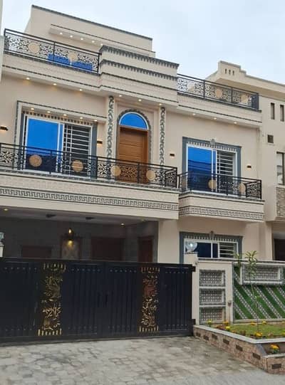 Brand-New 3060 Sun-Facing Luxury House for Sale G-13/2