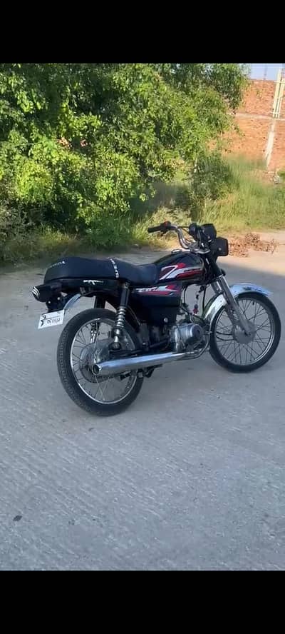 Honda CD70 for sale