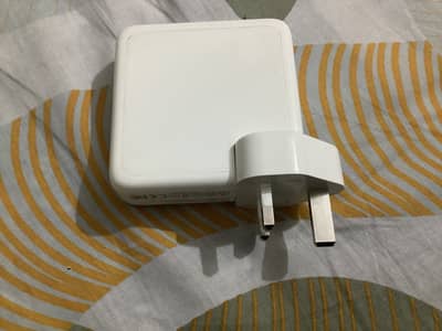Apple macbook pro Faulty adapter 96 watt