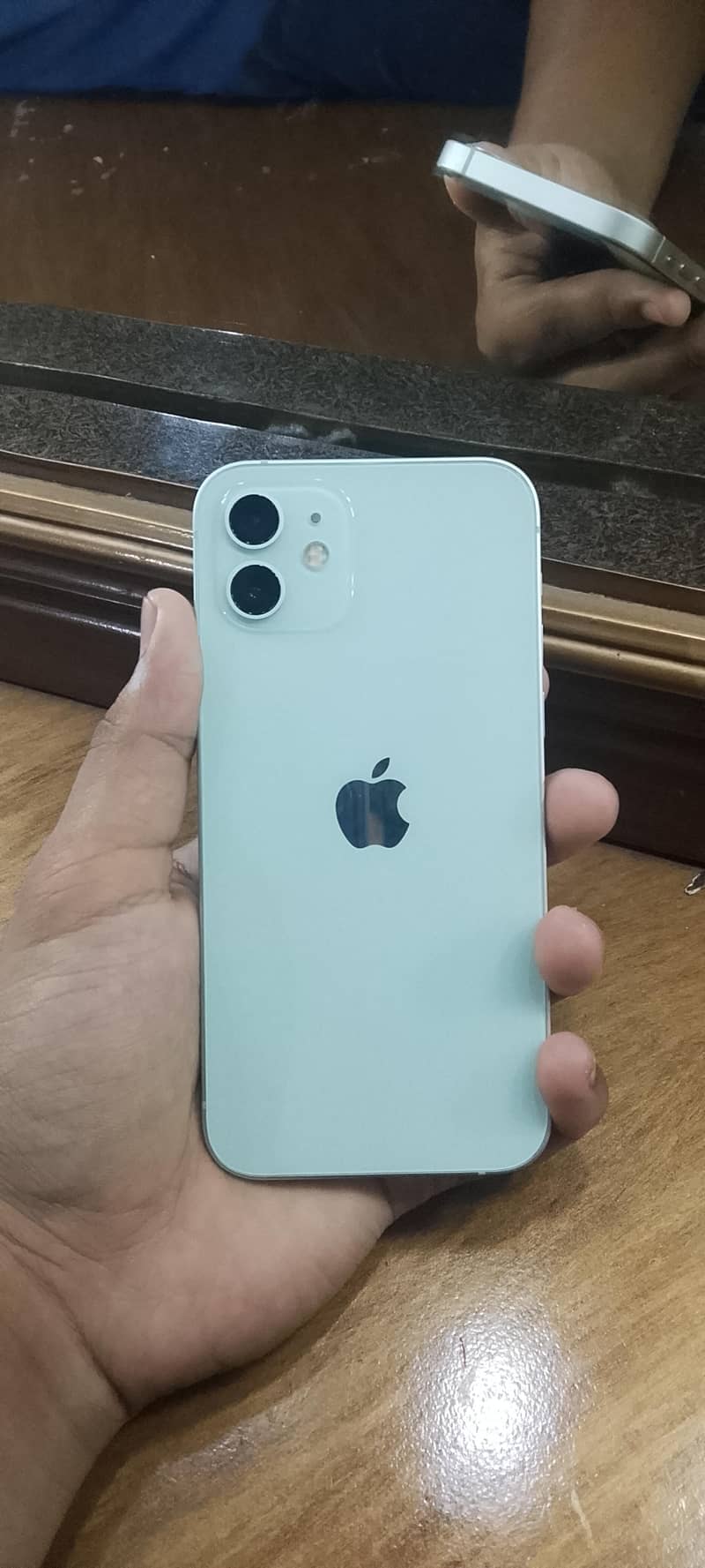 Apple iPhone 12 0