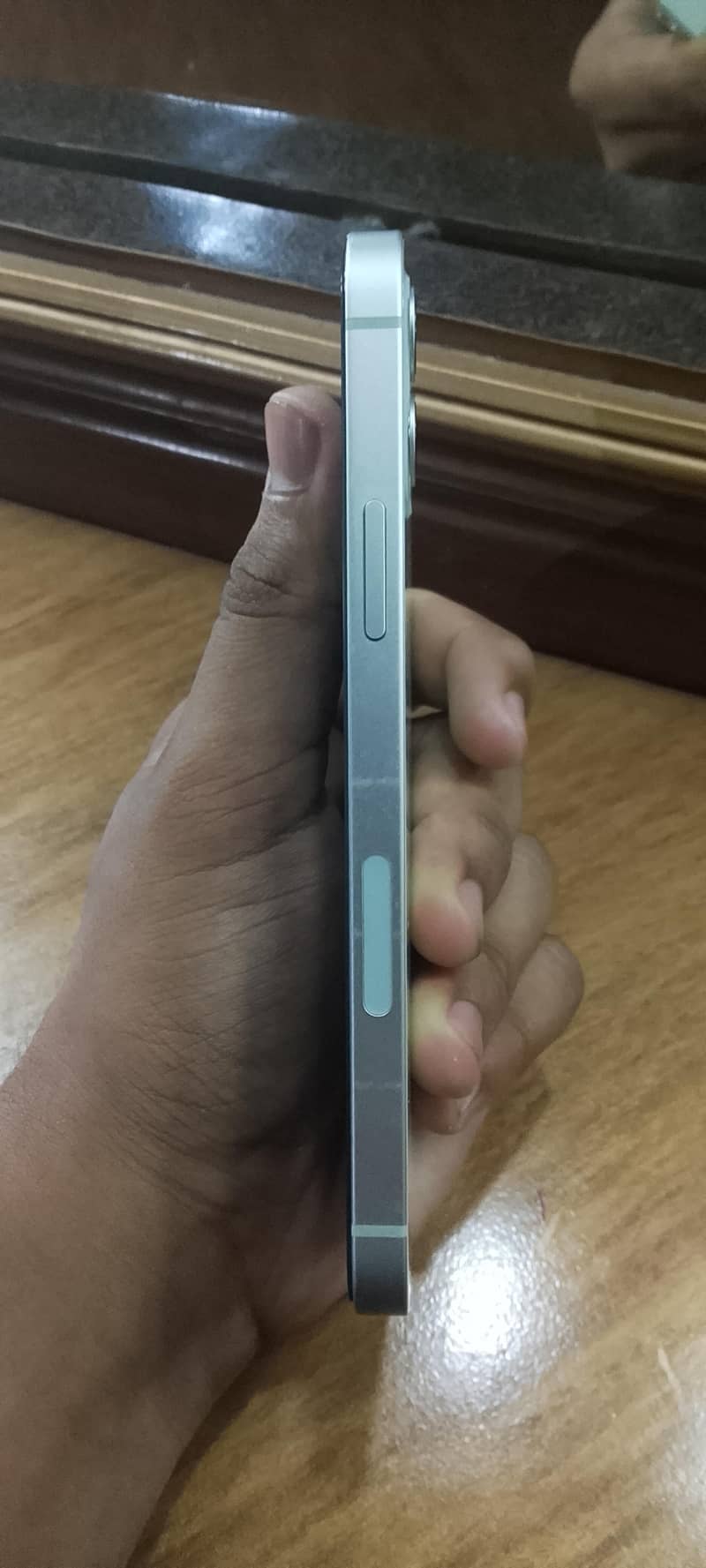Apple iPhone 12 1