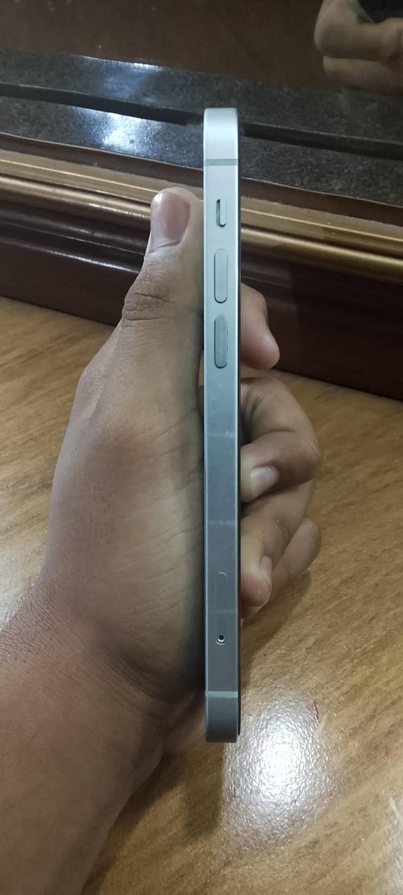 Apple iPhone 12 2