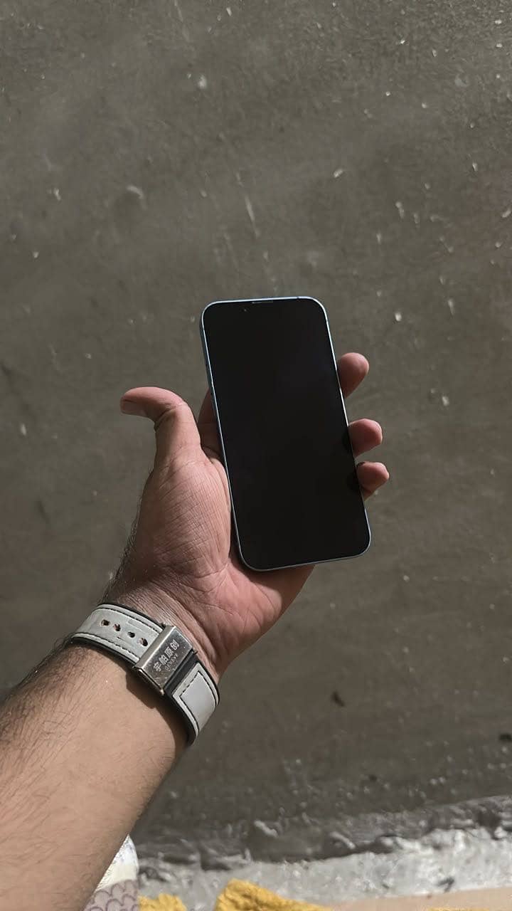 Apple iPhone 14 2