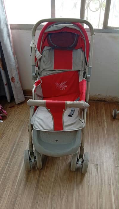 Baby pram 3 month use brand quality