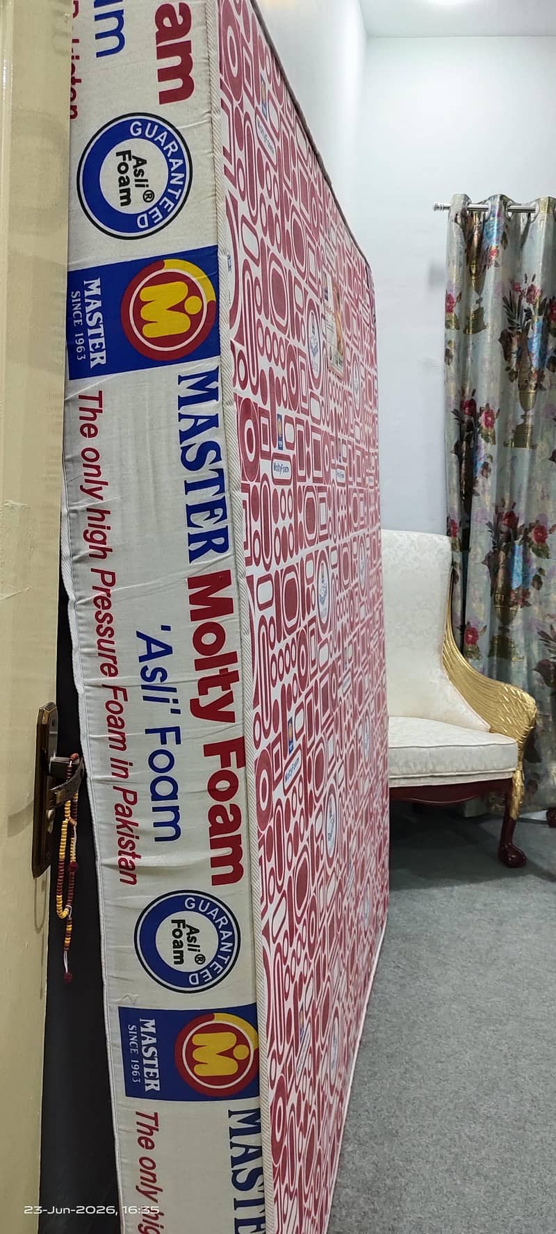 Chinioti King Size Bed 11
