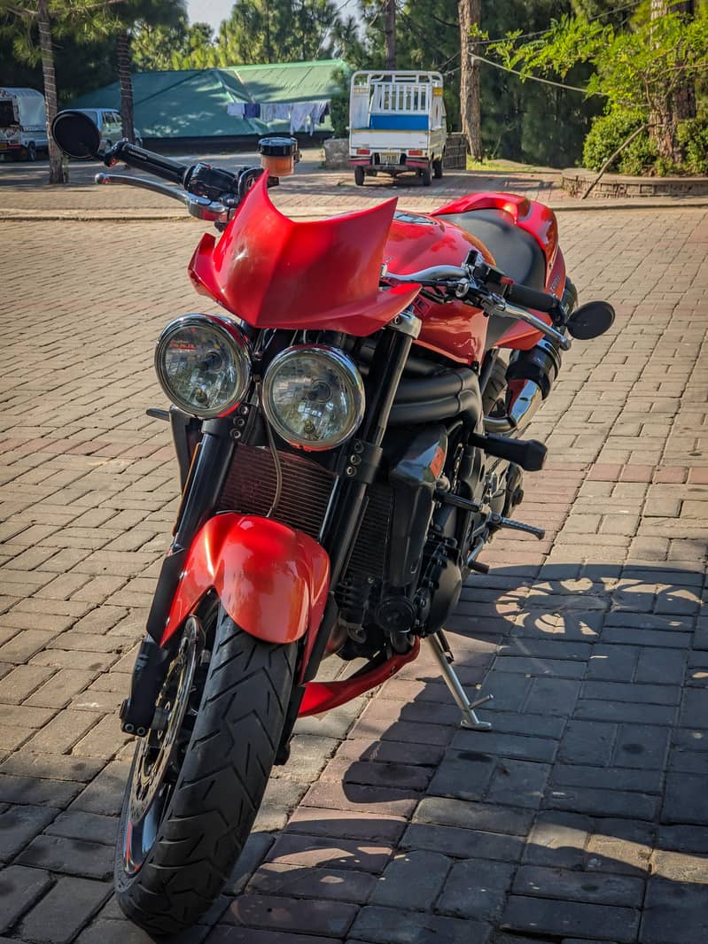 Triumph Speed Triple 6