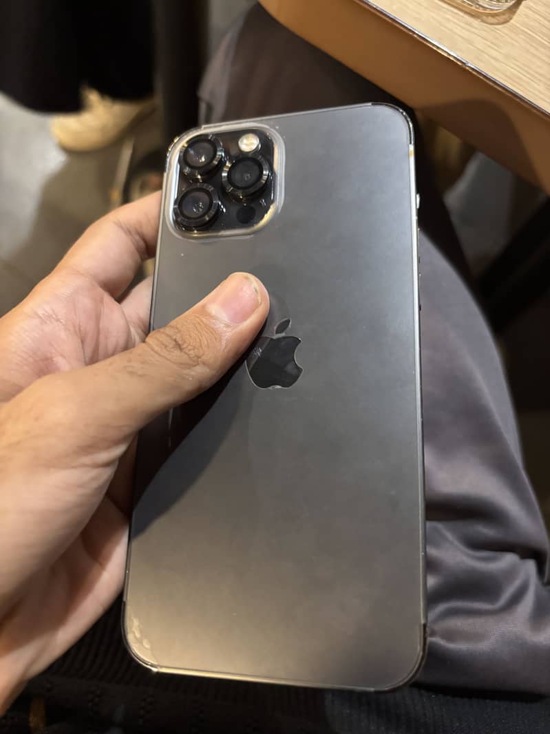 Apple iPhone 12 Pro Max 1