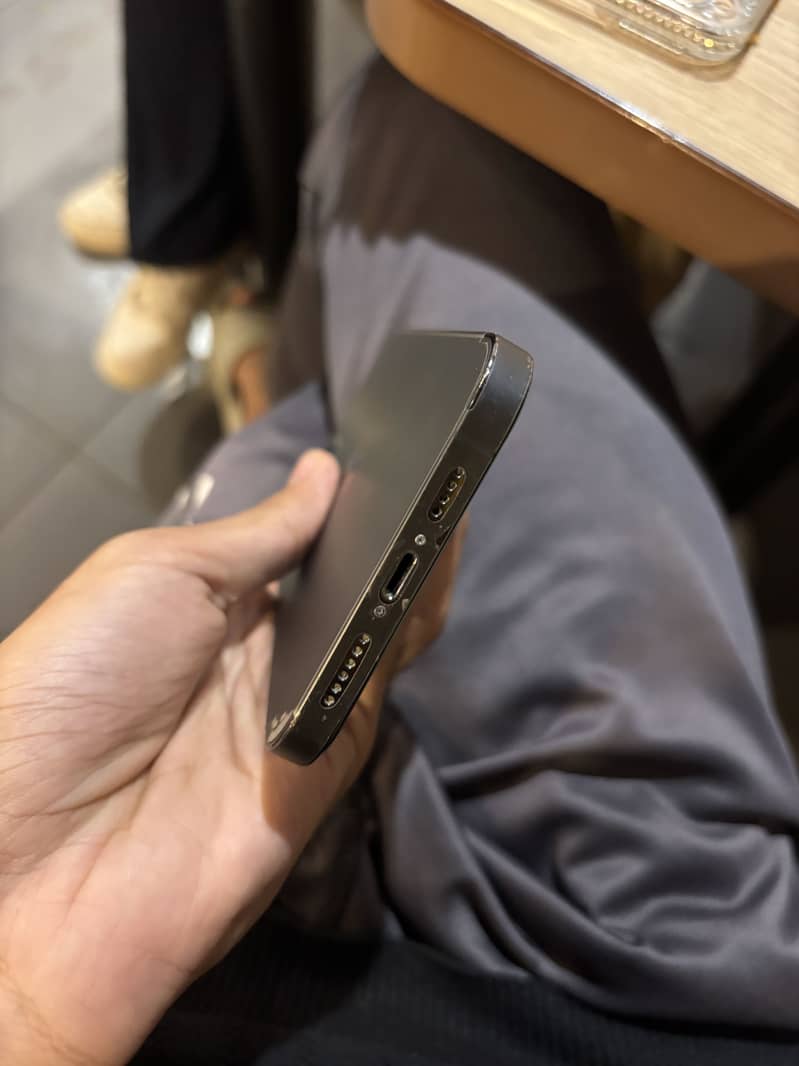 Apple iPhone 12 Pro Max 6