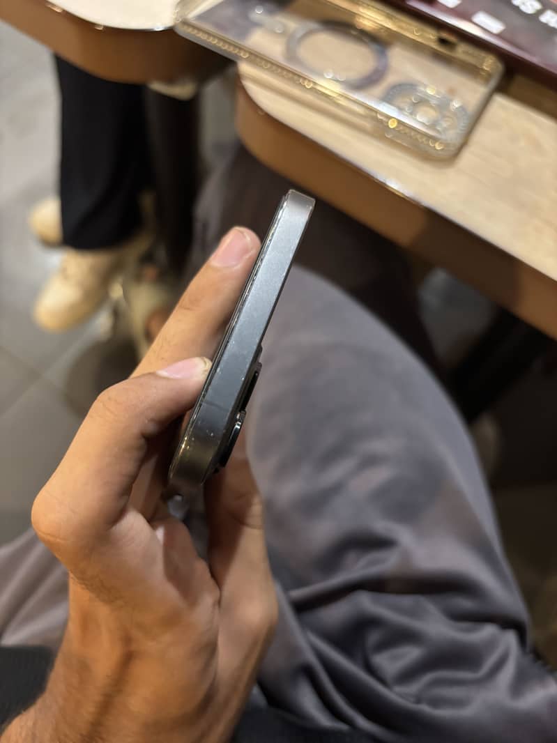Apple iPhone 12 Pro Max 10