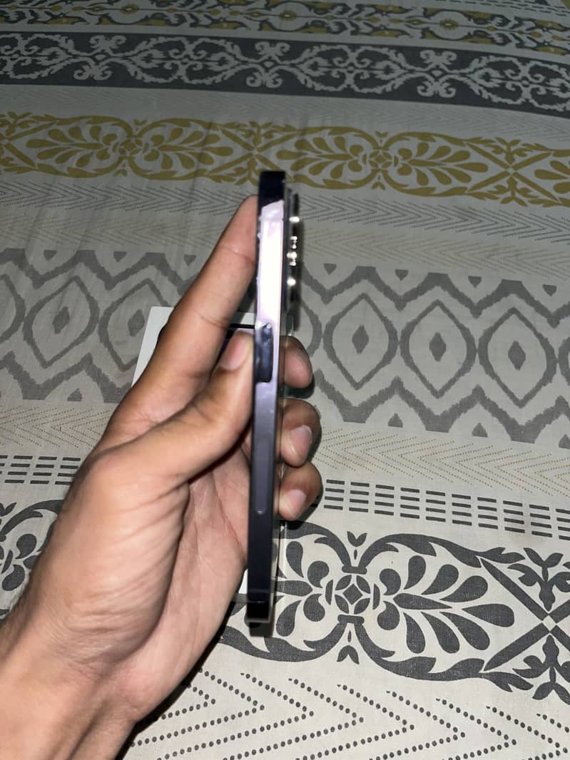 Apple iPhone 14 Pro 6