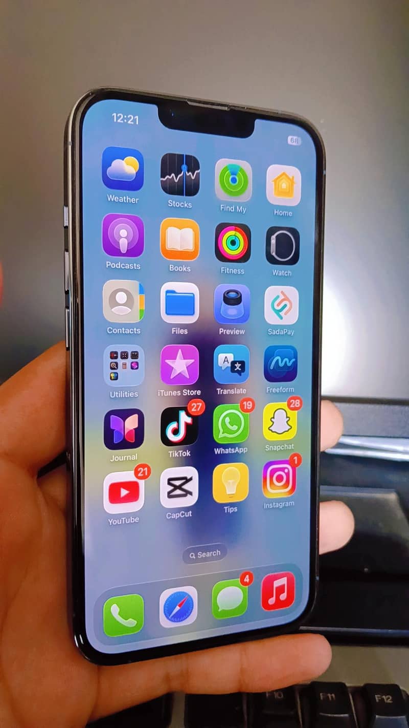 Apple iPhone 13 Pro 2
