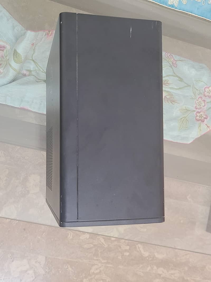 HP PRO TOWER 1