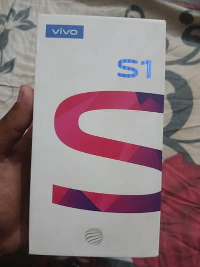 vivo S1