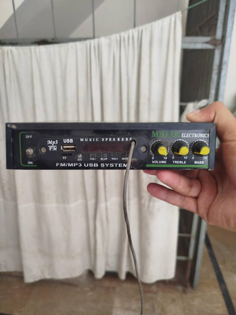 auto rickshaw speaker 2