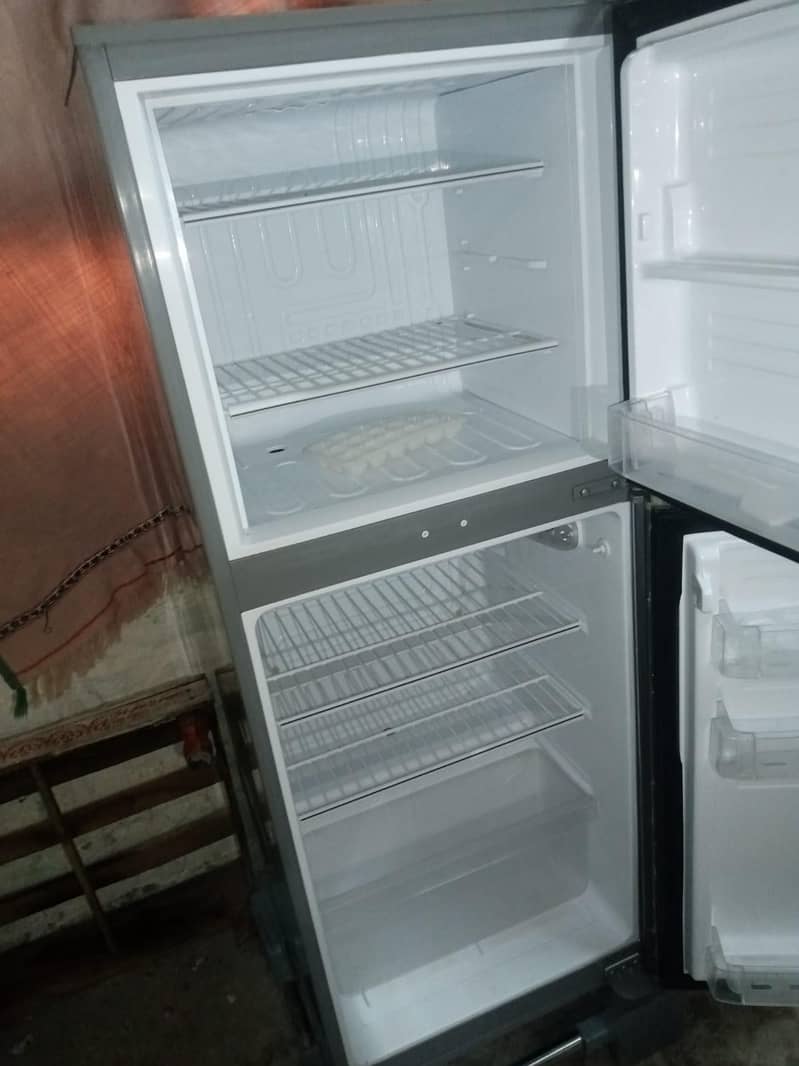 Fridge 6