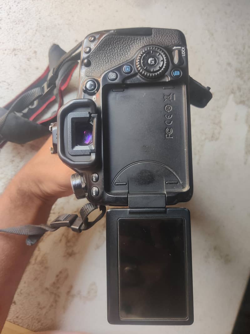 canon 80d 3