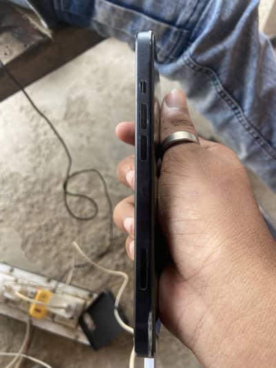 Apple iPhone 15