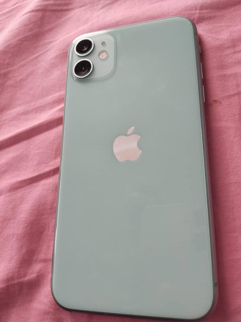 Apple iPhone 11 4