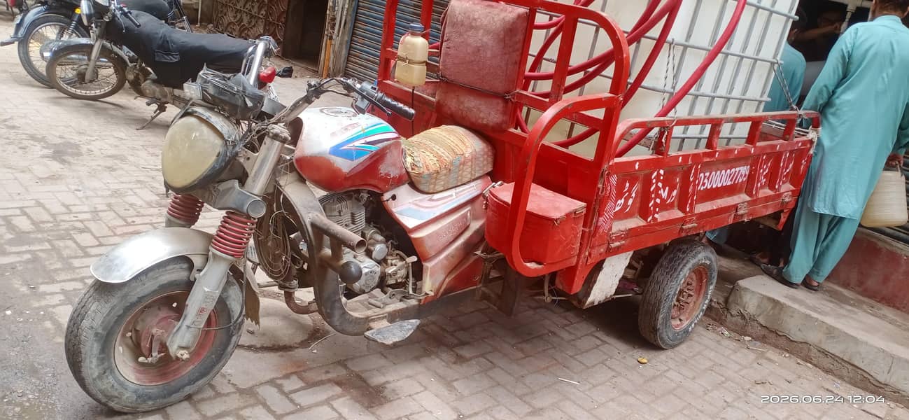 loader rickshaw 9