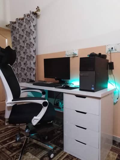 Computer table & chair