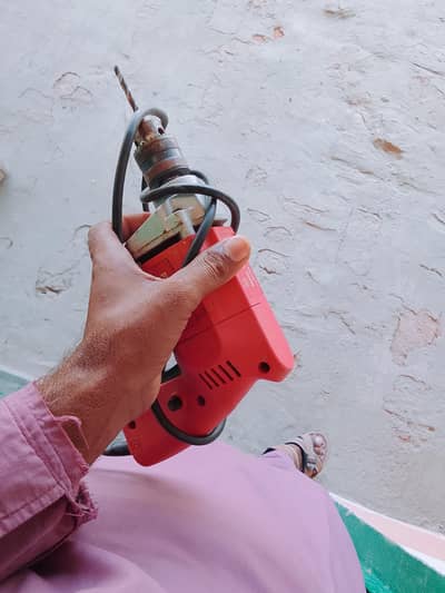 bilkul new Hy just is ki key gum ho gae hy