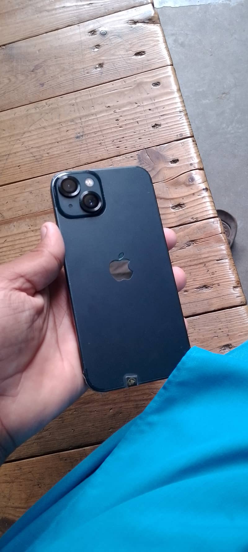 Apple iPhone 13 2
