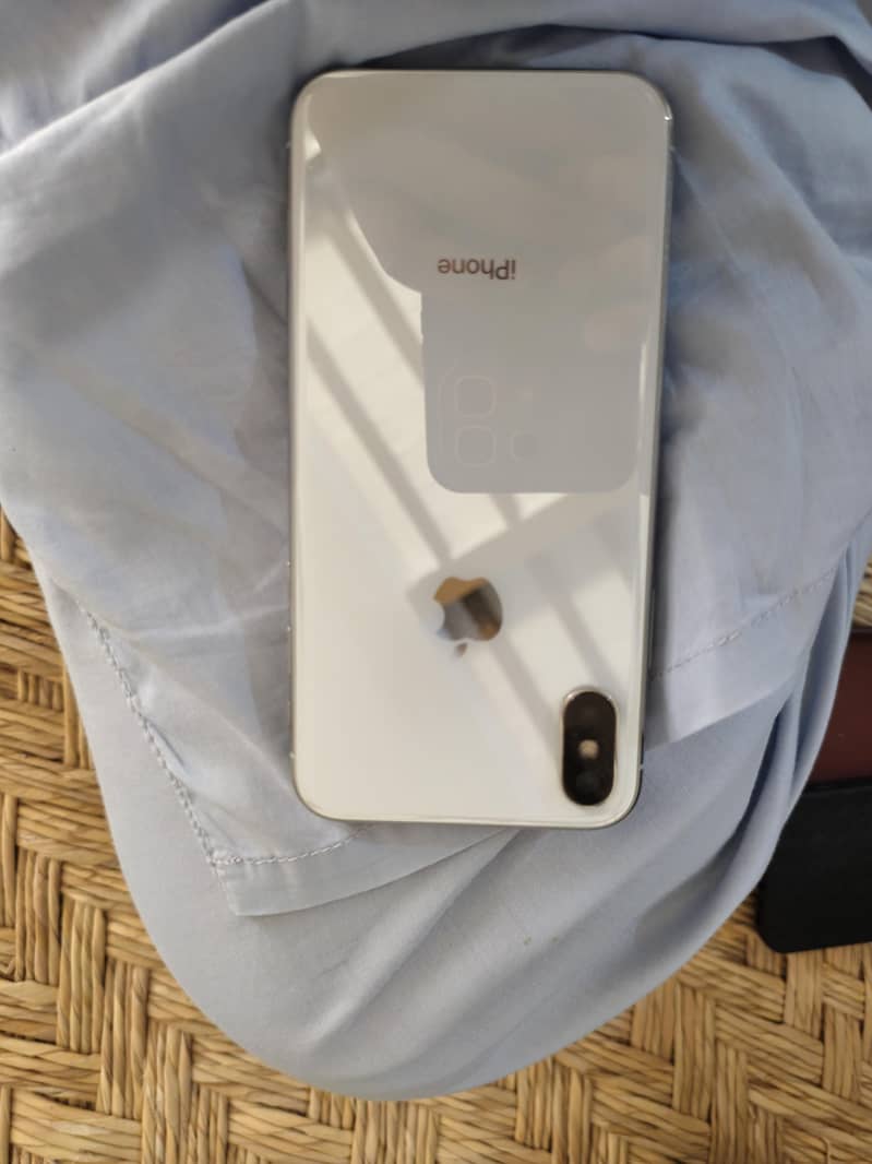 Apple iPhone X 1
