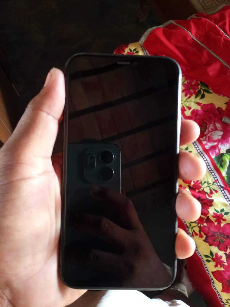 Apple iPhone 11 1