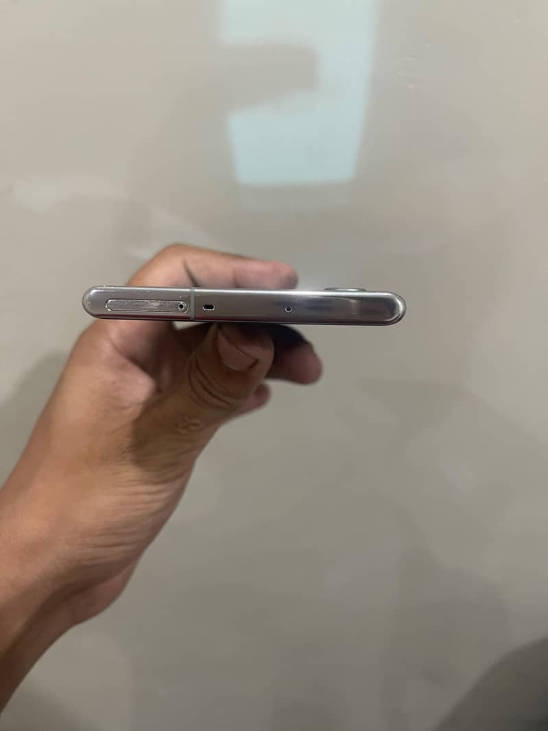 Samsung Mobile Note 10 Plus 5