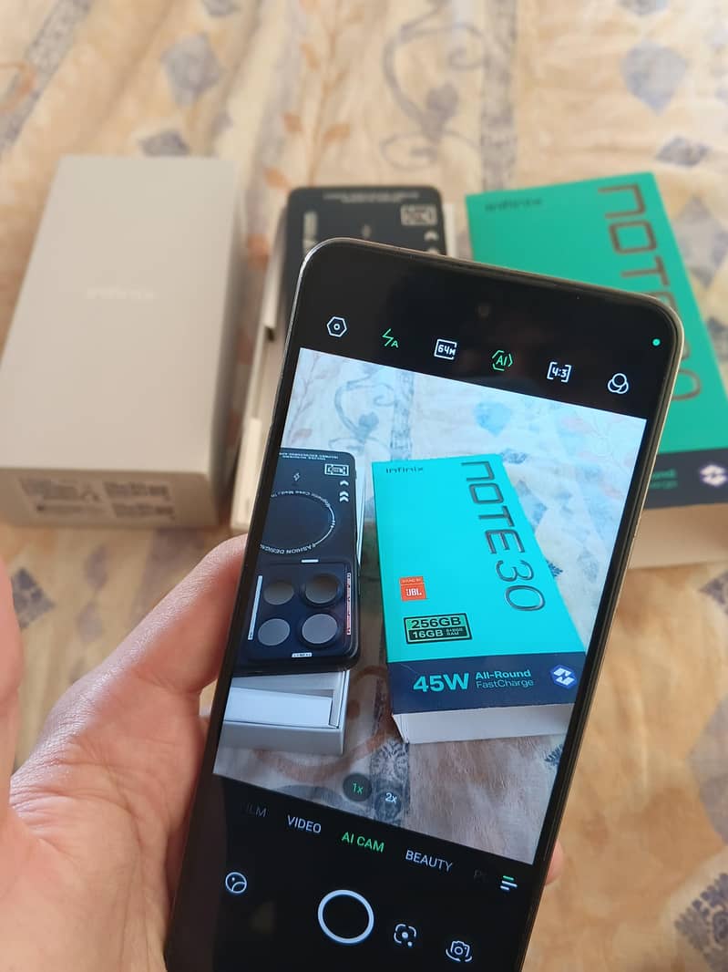 Infinix Note 30 12