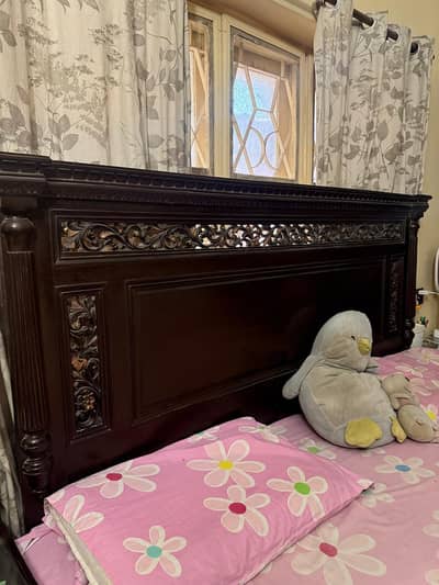 chinioti Bed , dressing and divider/bookshelf