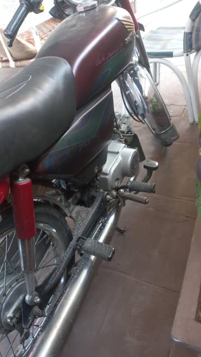 honda 70 te dha phase 8 call  0300 3262370