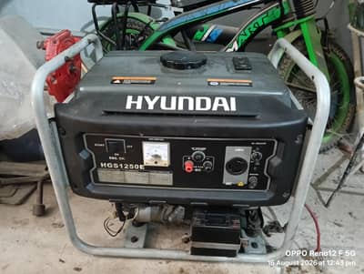 Hyundai 1.2 kw Generator Slightly Used (only 2 times)