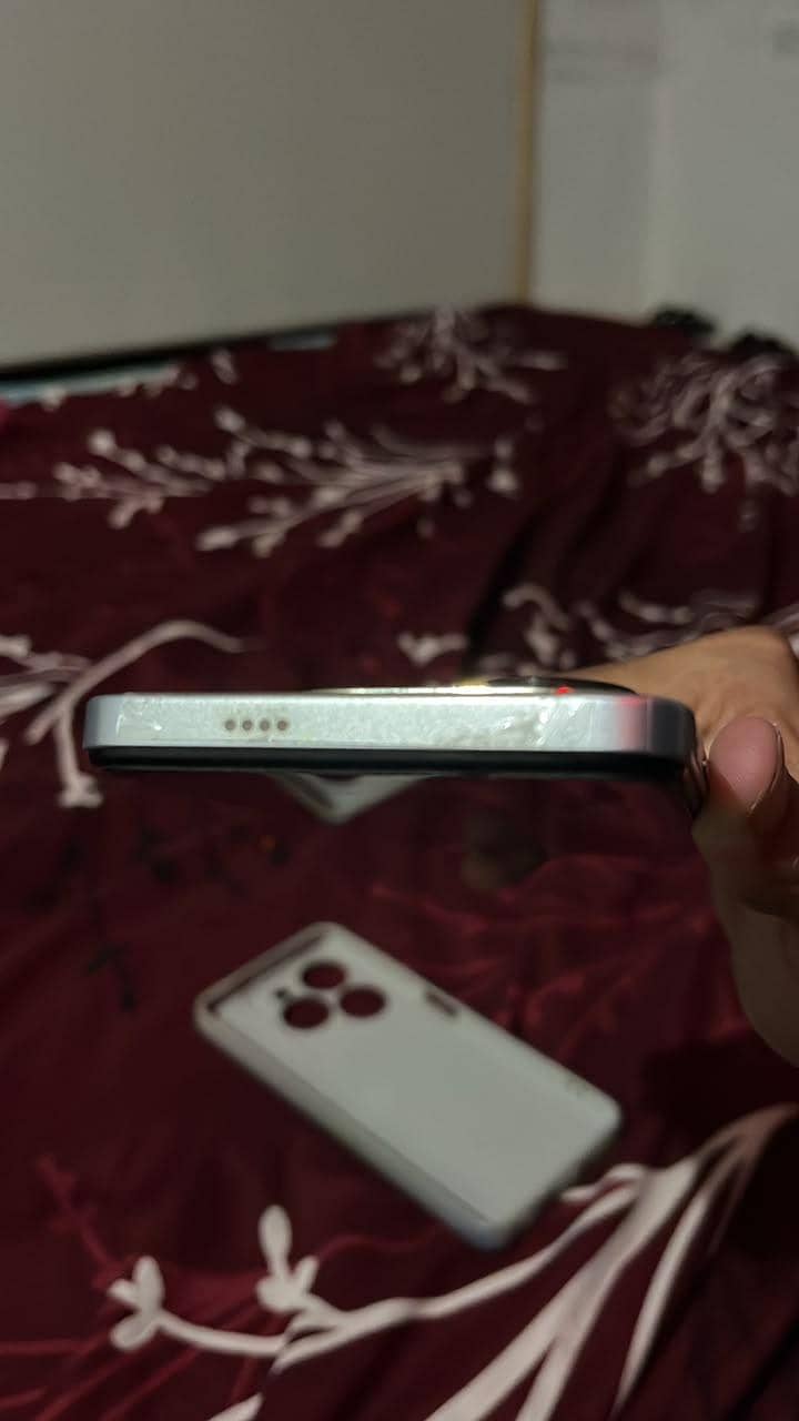 Tecno Spark 20 4