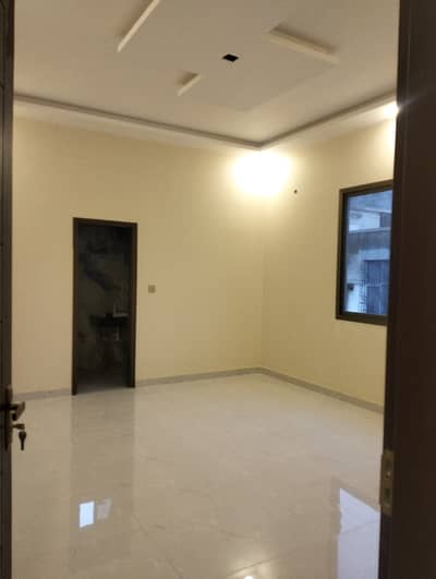 Gulshan Iqbal Block 13D Corner 3 Bed DD Well Maintained Muzaiq Flooring Like Independent Rent Demand 1 Lac 40000 1st Floor *Code(16897)*