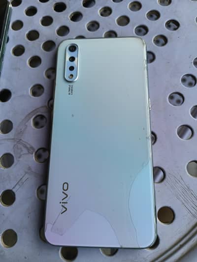 Vivo S1