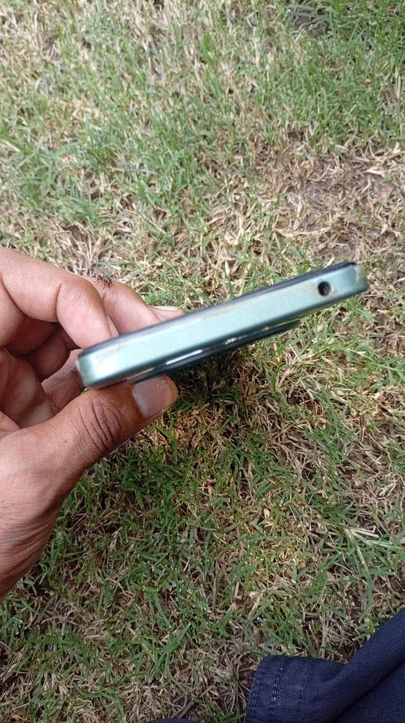 Xiaomi POCO C75 2