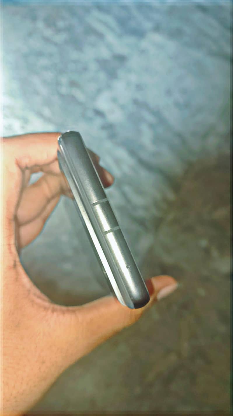 Google Pixel 7 5
