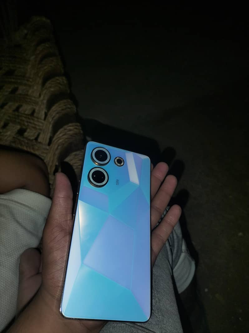 Tecno CAMON 20 2