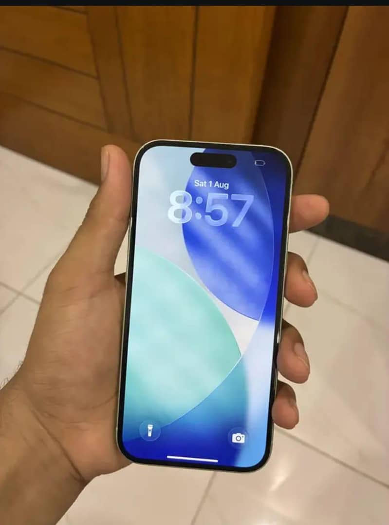 Apple iPhone 15 1